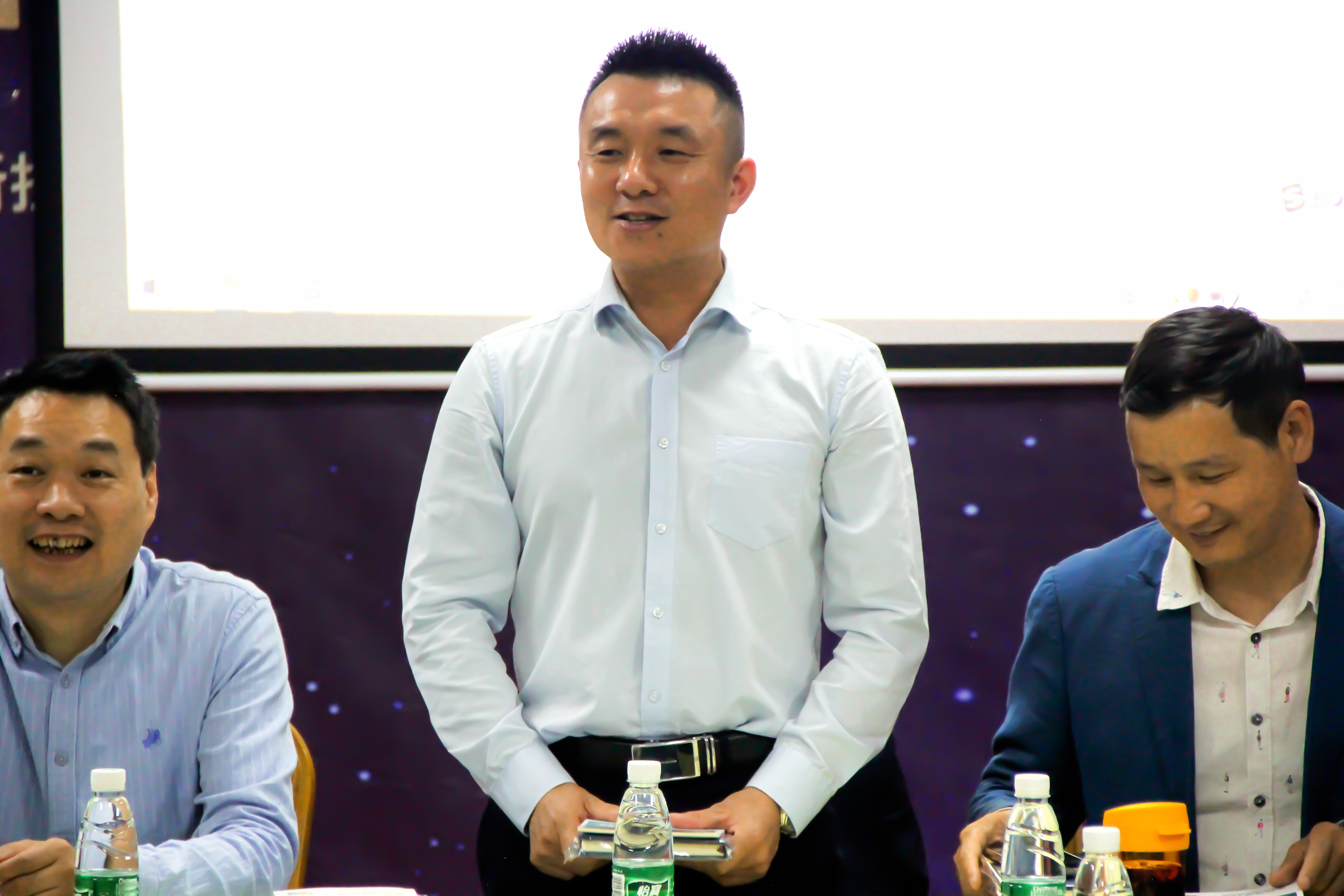 祝賀！東莞牛商匯第七屆首場(chǎng)常委會(huì)順利召開