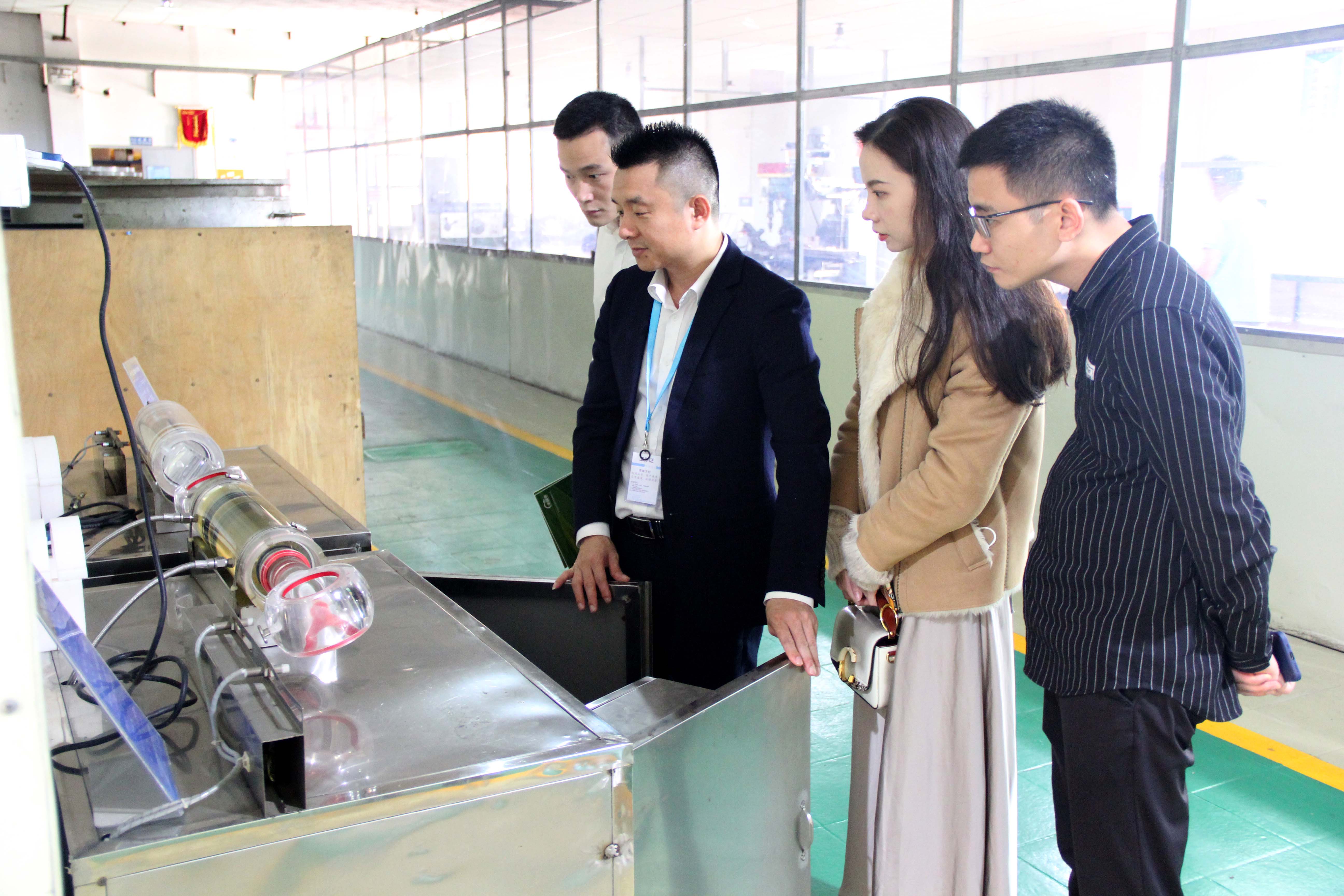 熱烈歡迎石碣工|商聯(lián)領(lǐng)導(dǎo)蒞臨東晟密封指導(dǎo)工作